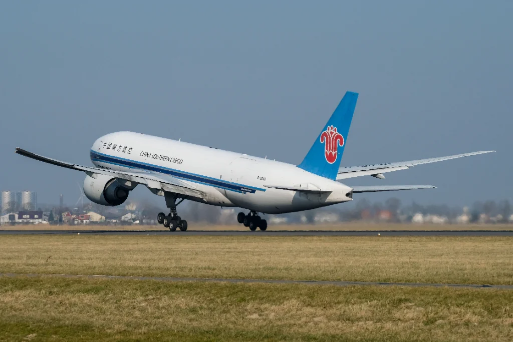 B-2042 B77L China Southern Cargo