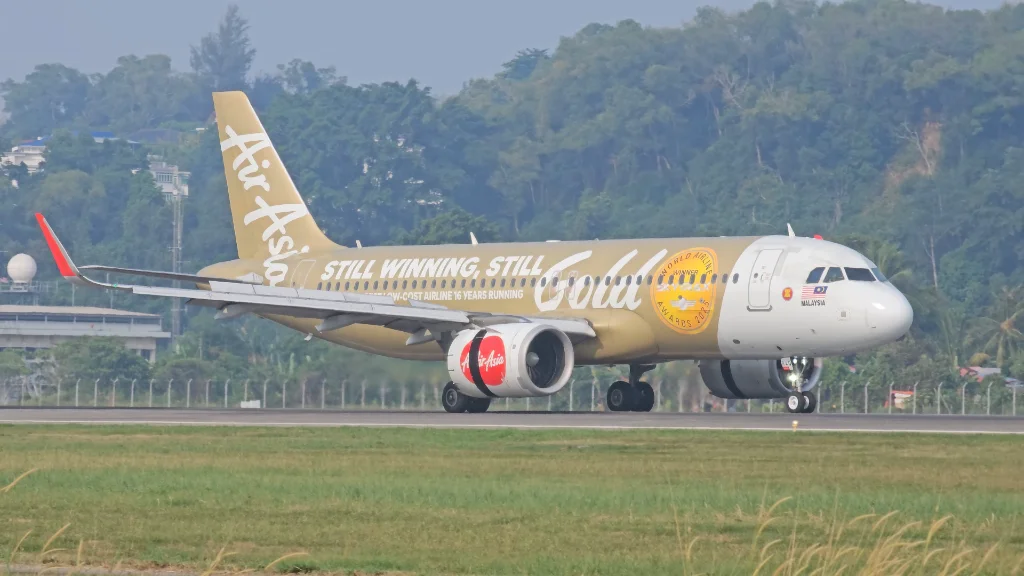 9M-RAQ A20N AirAsia
