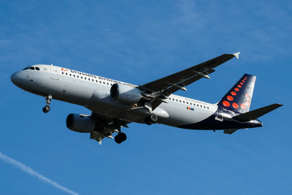 OO-SNM A320 Brussels Airlines