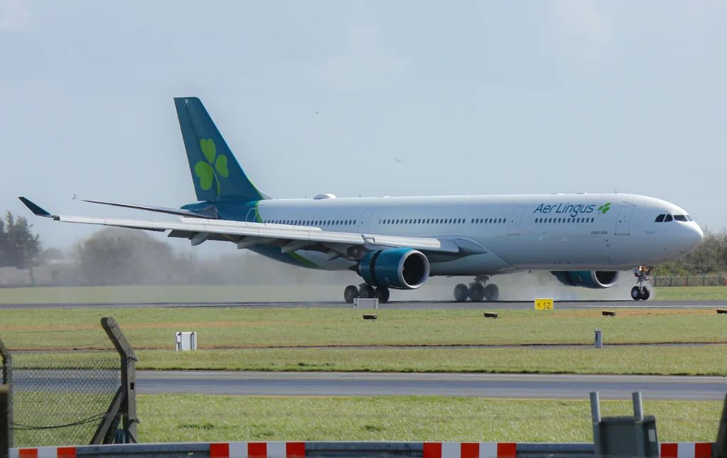 EI-DUZ A333 Aer Lingus