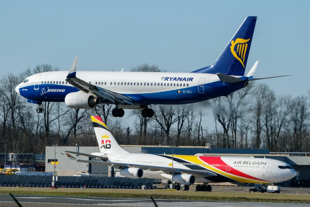 EI-DCL B738 Ryanair