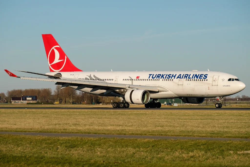 TC-JIR A332 Turkish Airlines