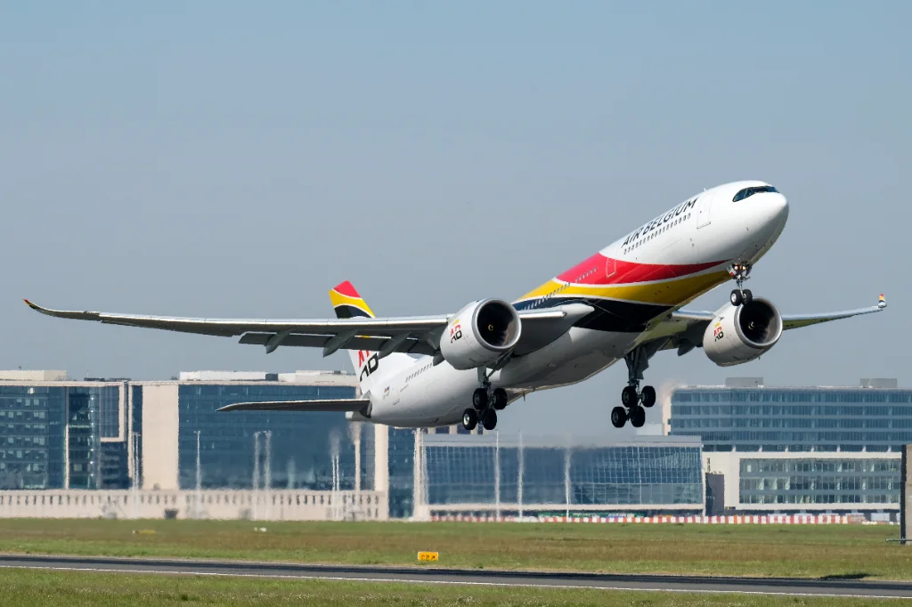 OO-ABF A339 Air Belgium