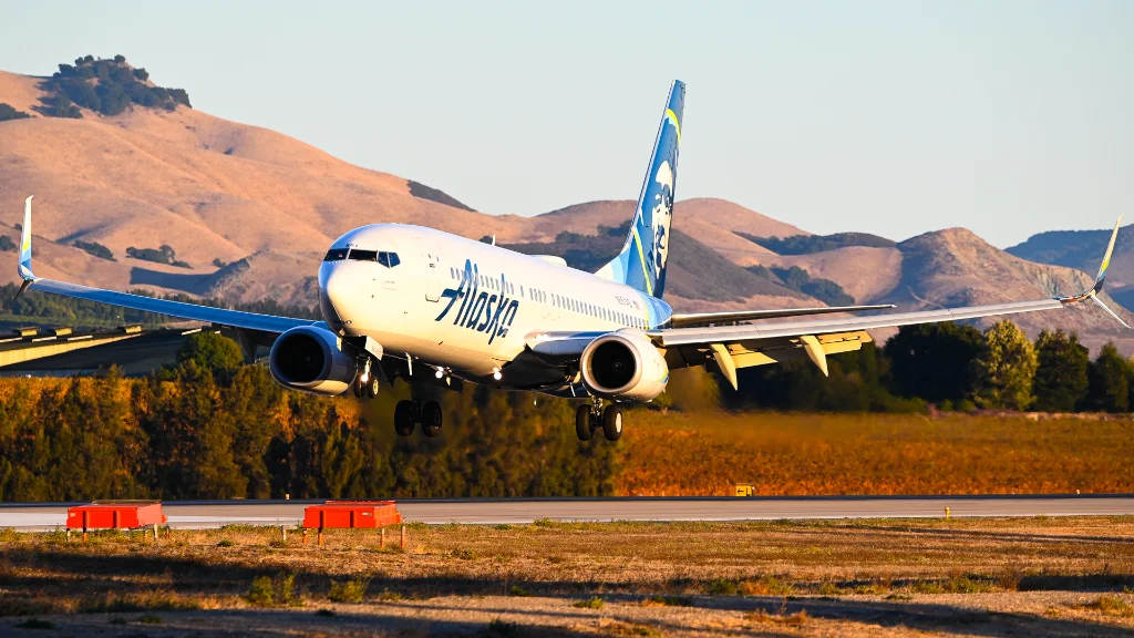 N551AS B738 Alaska Airlines