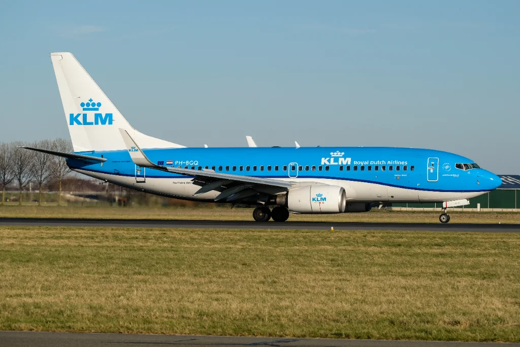 PH-BGQ B737 KLM