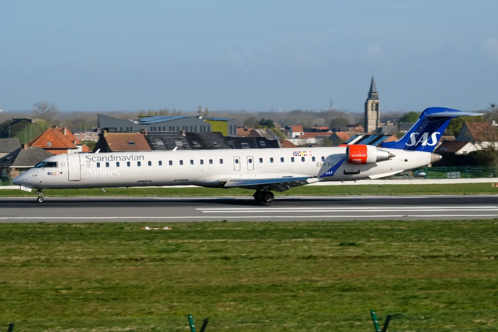 EI-FPU CRJ9 SAS