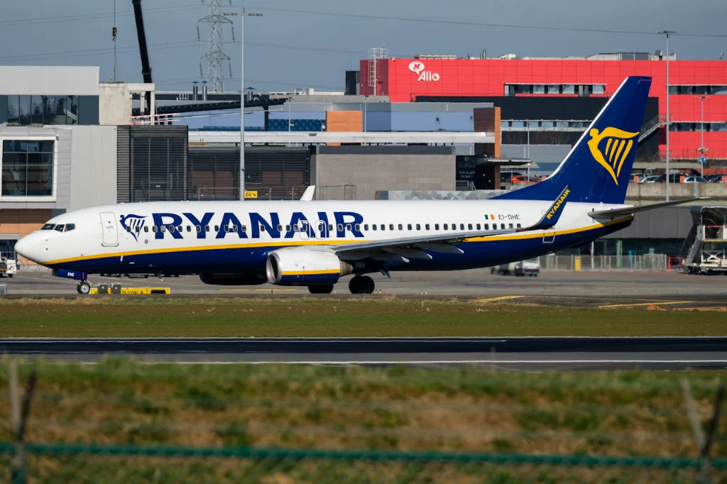 EI-DHE B738 Ryanair