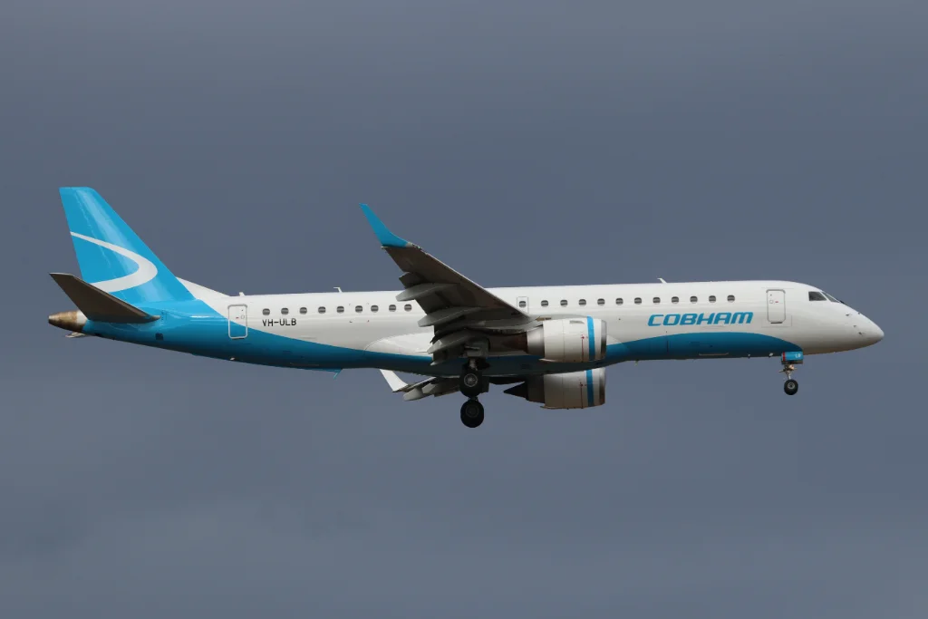 VH-ULB E190 JTE